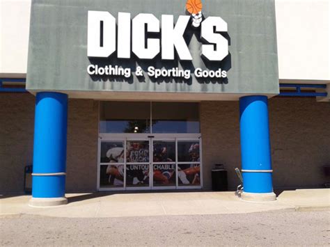 dicks rochester|DICK'S Sporting Goods Store in Rochester Hills, MI .